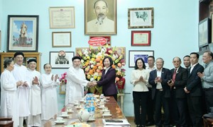 TP Hà Nội: Chủ tịch Ủy ban MTTQ Việt Nam thành phố thăm, chúc mừng Họ đạo Cao Đài Thủ đô Hà Nội